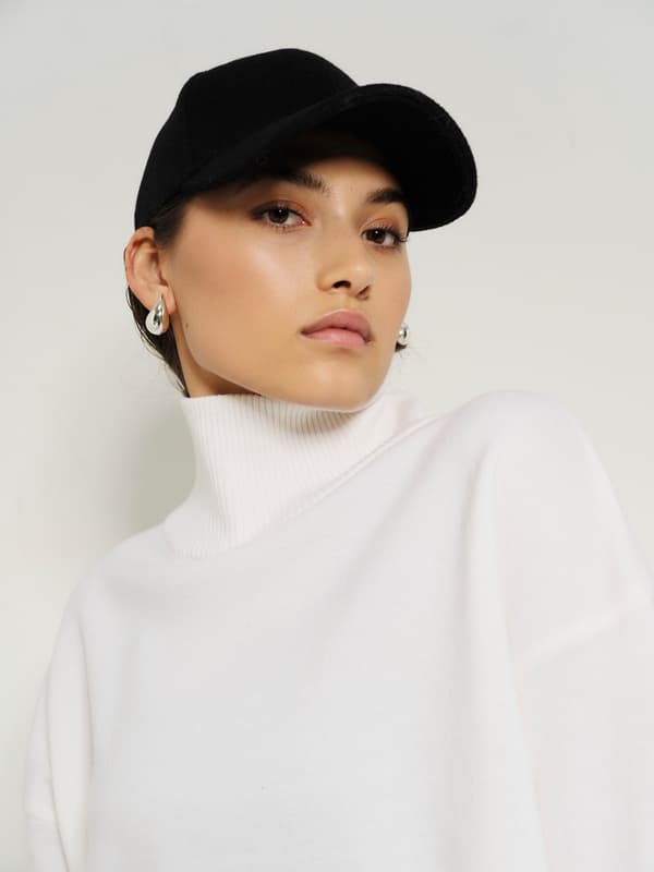 Julie Wool Cap 2