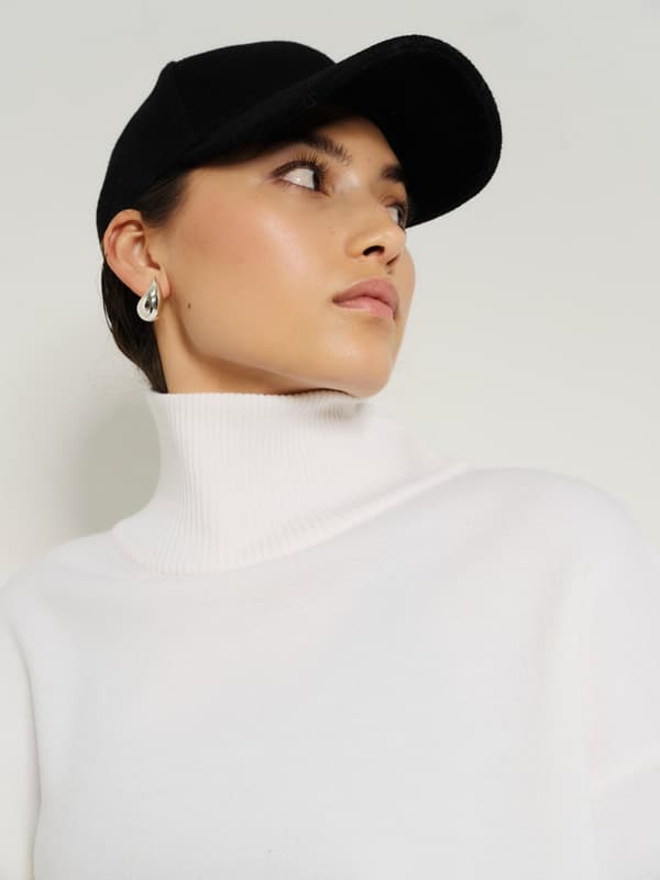 Julie Wool Cap 1