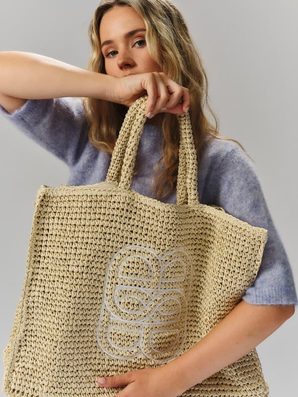 Lene Straw Bag 1