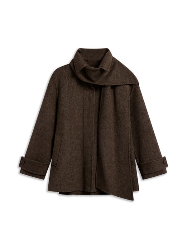 Clara Coat 1