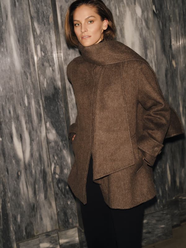 Clara Coat 3