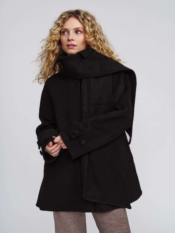 Clara Coat 1