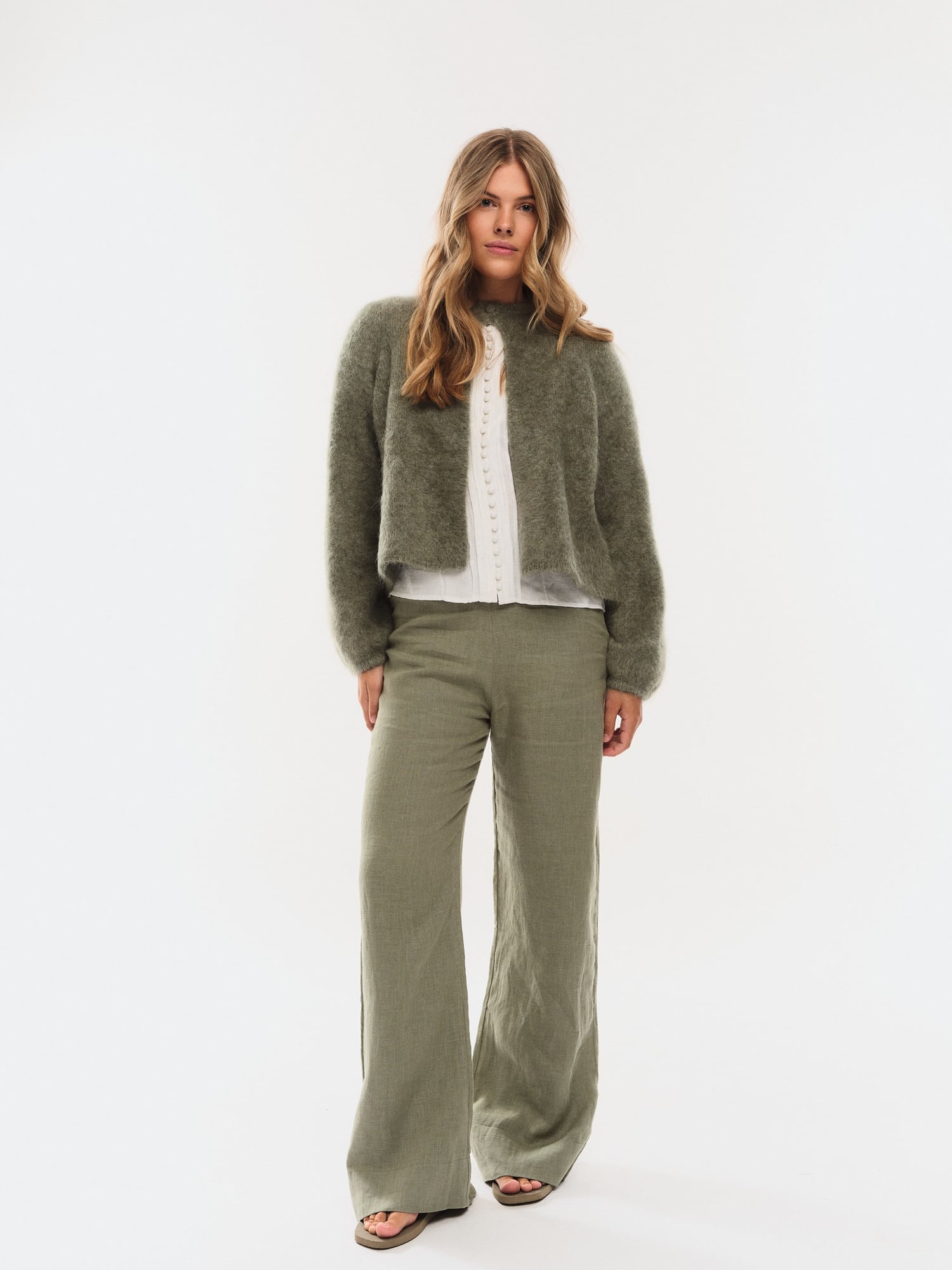 Amelia Chunky Cardigan