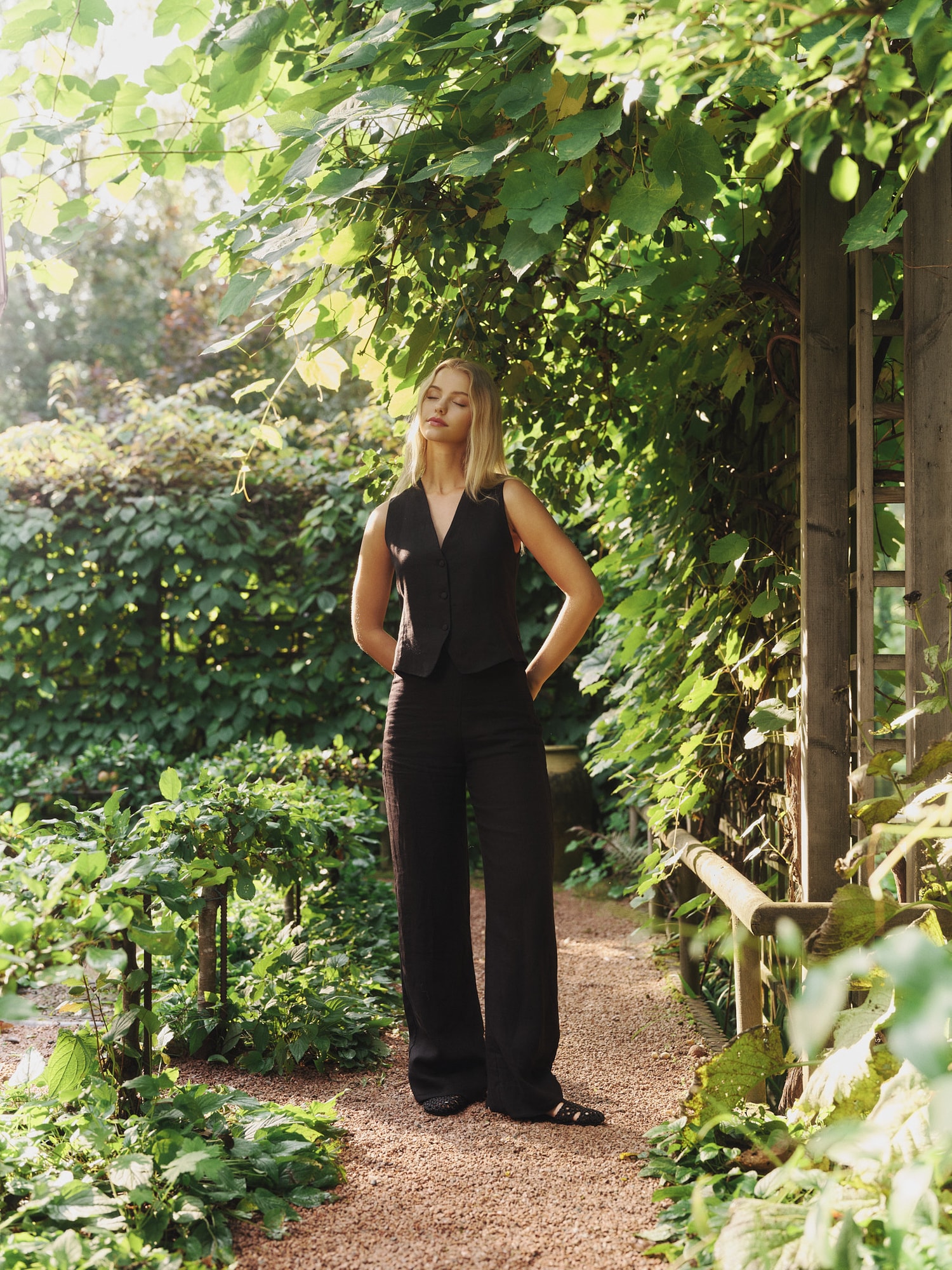 Johanne Linen Vest