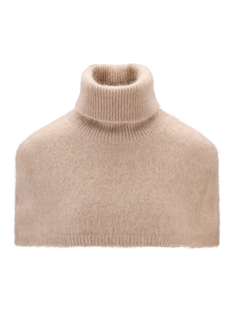 Sylvia Chunky Neck