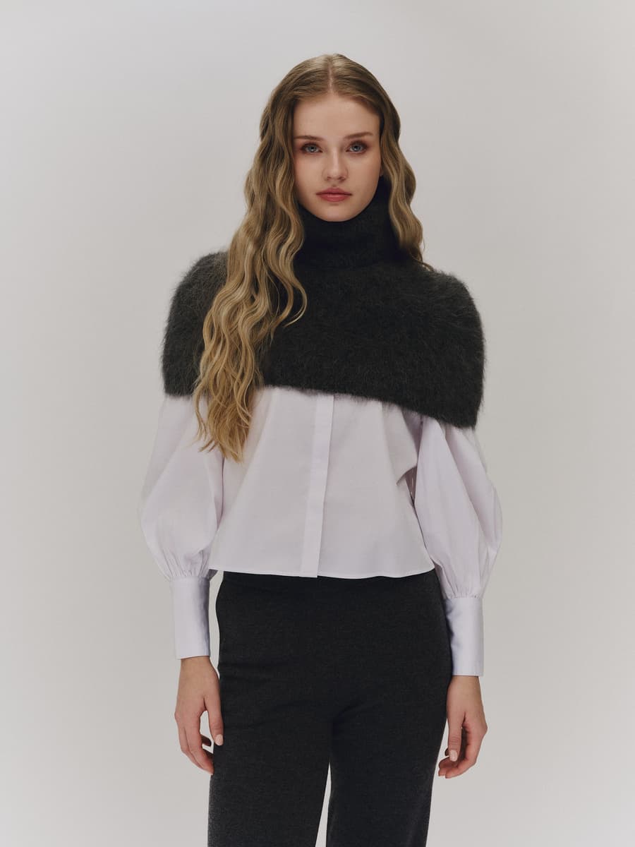 Sylvia Chunky Neck