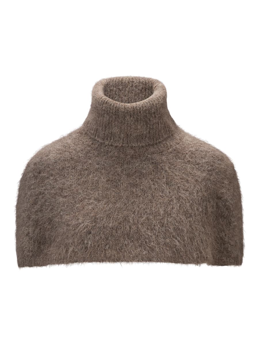 Sylvia Chunky Neck