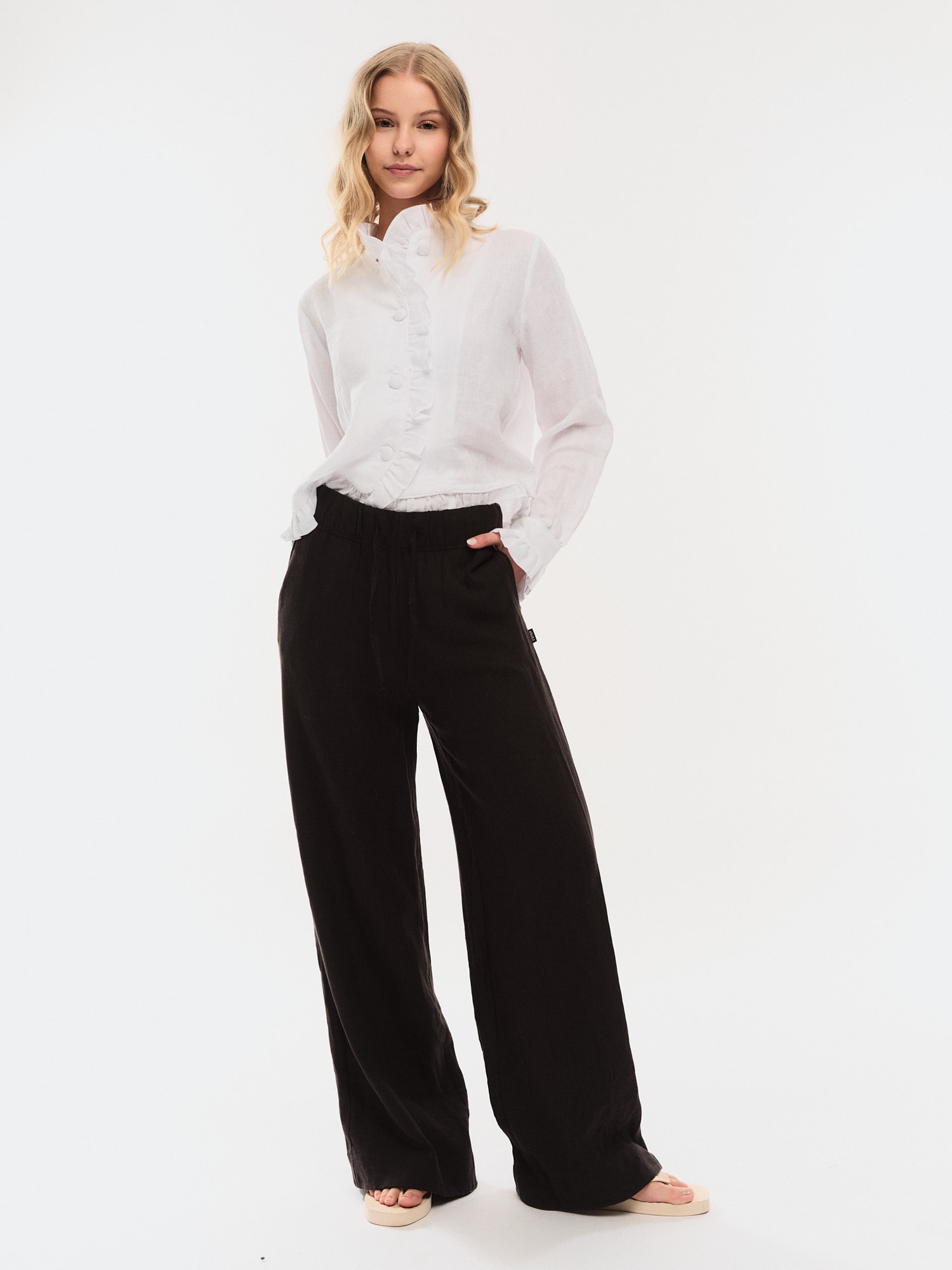 Betty Linen Jacket